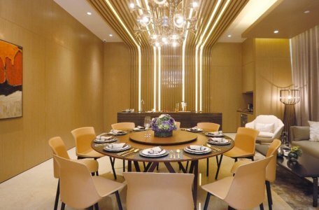 PENINSULA EAST 8月收樓　會所率先睇！
