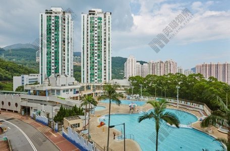 荃湾荃威花园536实呎户360万元沽 原业主持货10年 帐面转手蚀78万元