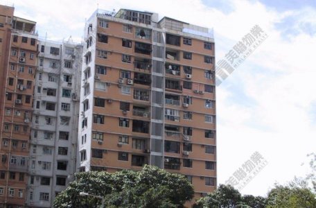 西半山美麗閣1,094實呎連天台特色戶  同區用家斥2,250萬元入市