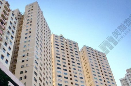 北角威景臺700實呎連天台特色戶  換樓客斥1,650萬元連車位入市