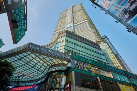 尖沙咀名铸录低市价交投　1141实呎户以2298万元易手 原业主持货逾11年　帐赚约41万元离场