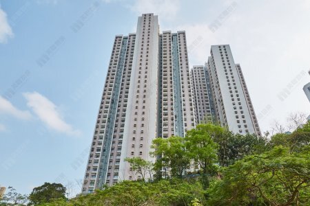 將軍澳居屋景明苑3房戶減價15% 即獲外區客承接 以綠表價305萬元易手  單位37年升值逾9倍