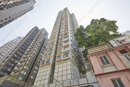 西營盤怡豐閣三房戶 家庭客582萬元承接 1991年貨大幅升值近7倍