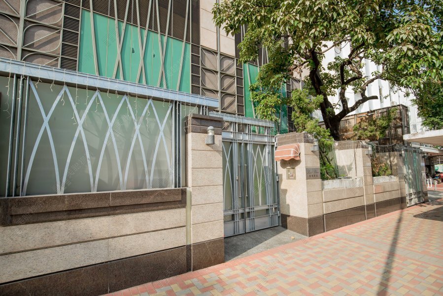 Padek Palace