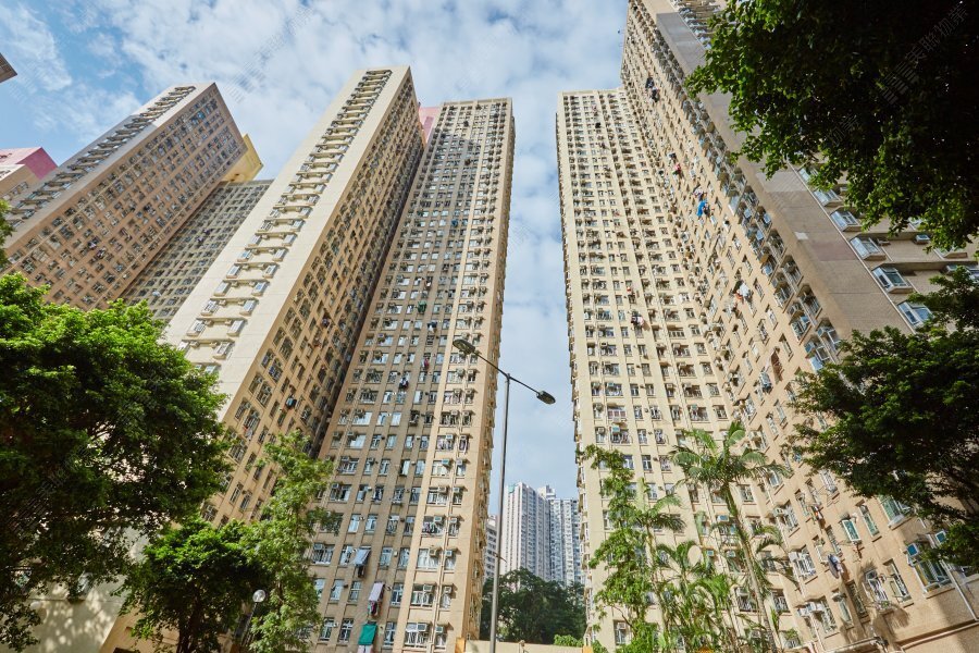 Lung Poon Court