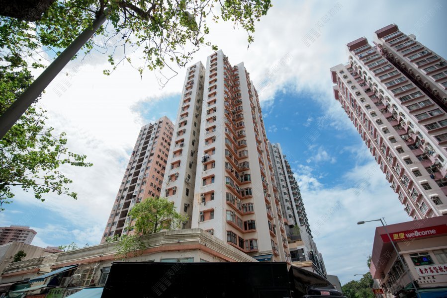 Rich Building