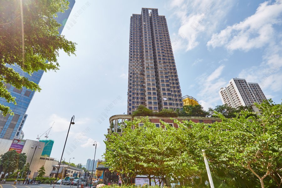 Skyline Plaza
