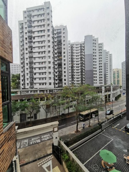 御龙居