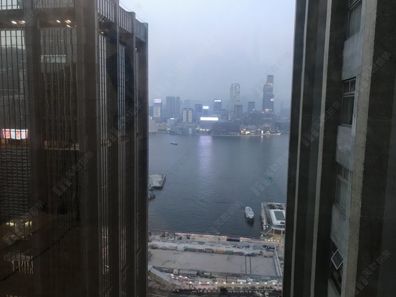 湾景中心
