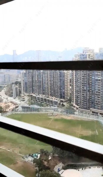 Kwun Tak Court