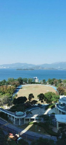 雅典居