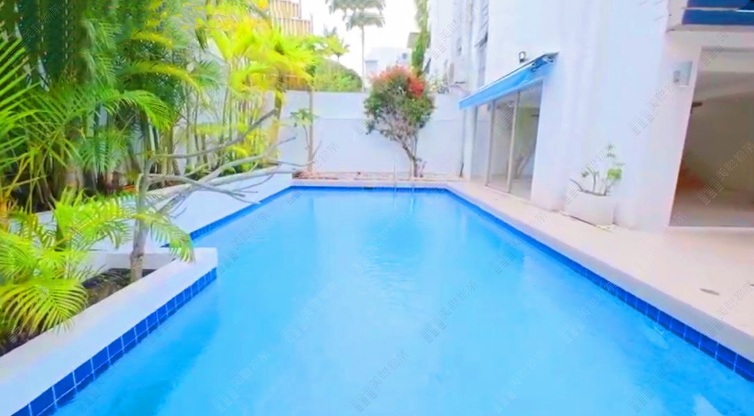 Greenfield Villa