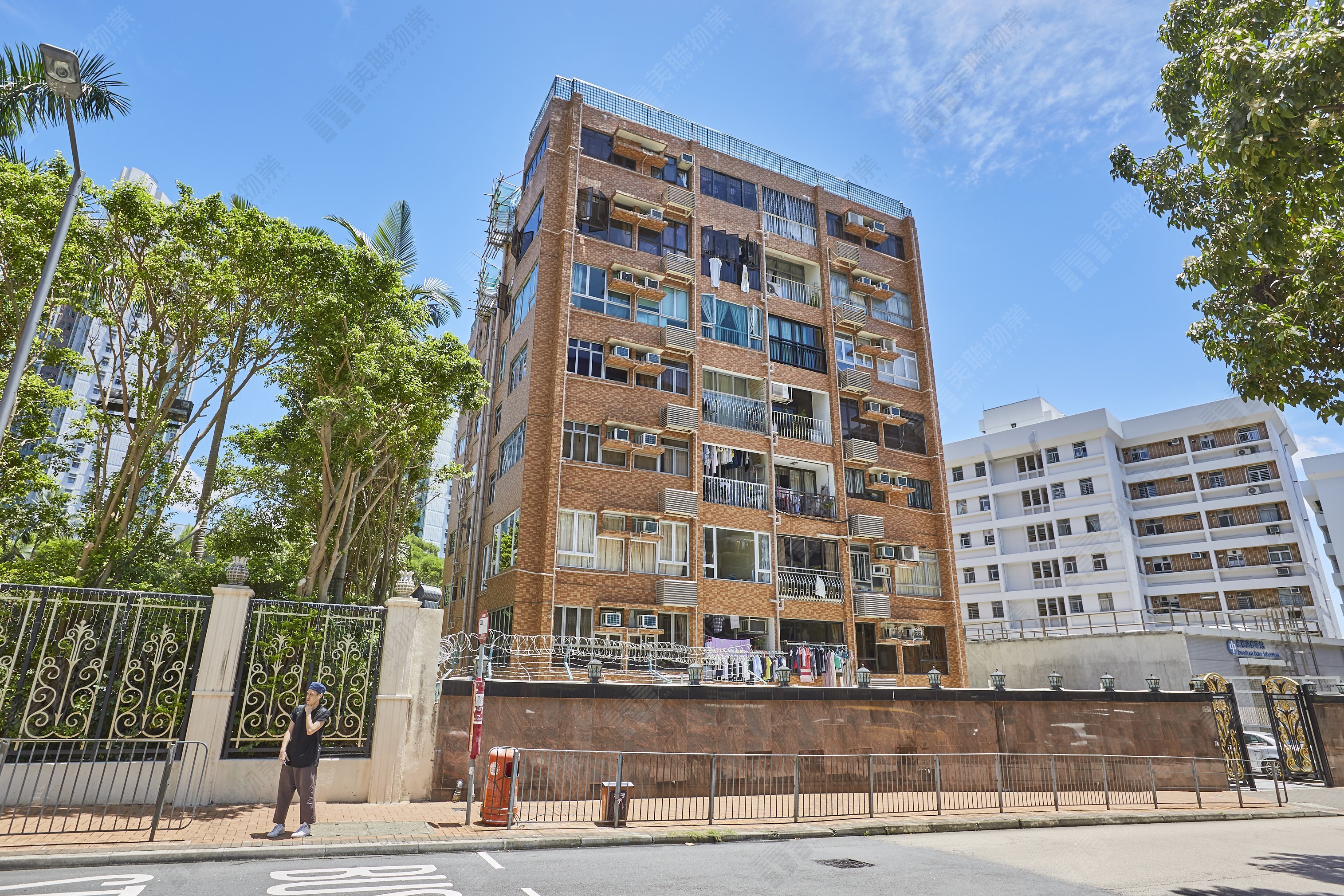 A list of Happy Garden (Kowloon Tong) Properties for Sale & Rent