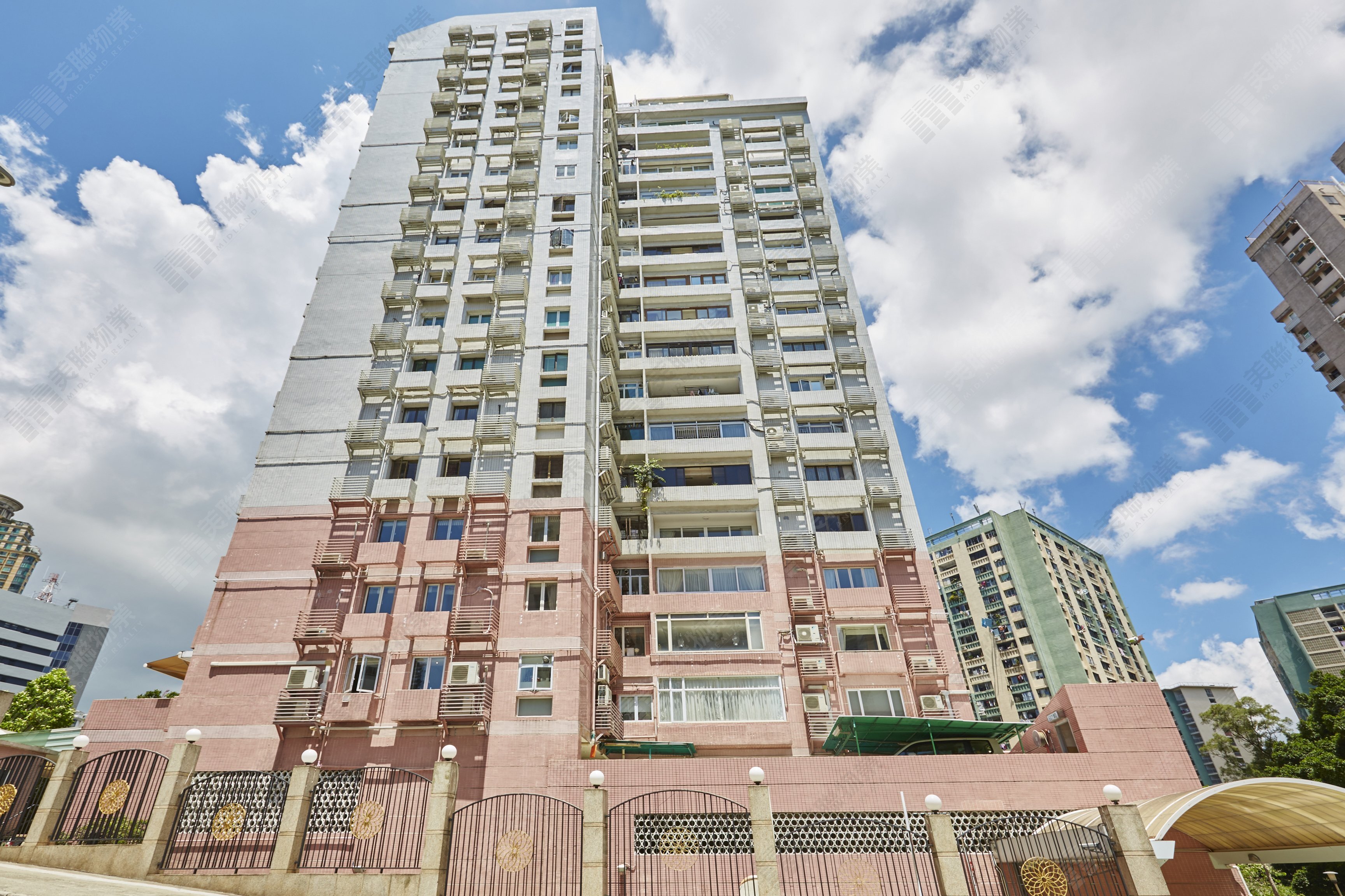 A list of Wing On Court (Ho Man Tin) Properties for Sale & Rent