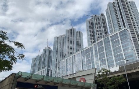 西南九龙汇玺III单日沽3伙 吸金近5000万元