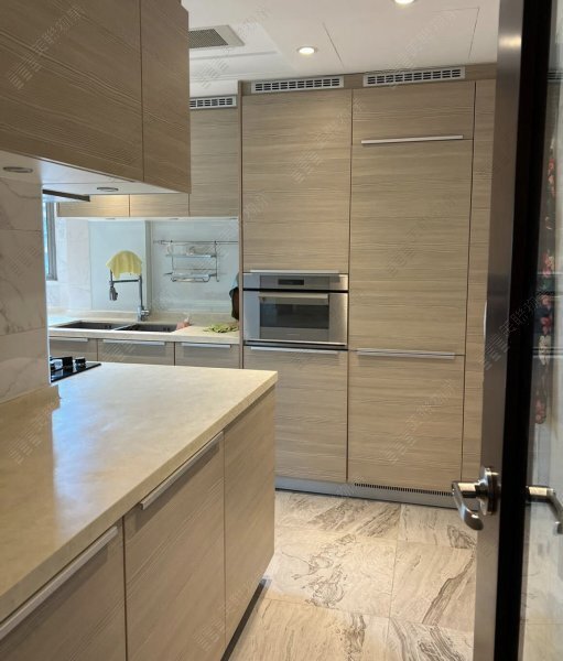 Mayfair By The Sea I