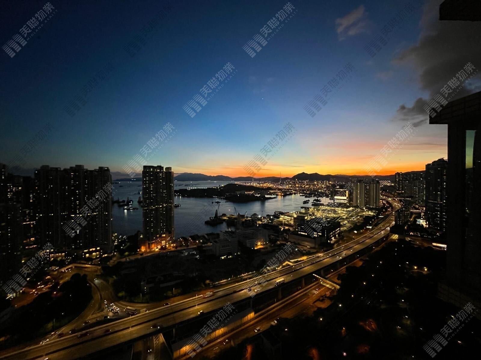 君滙港