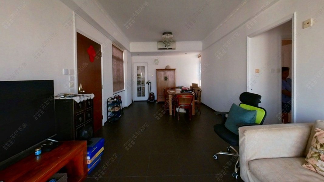 Hyde Court