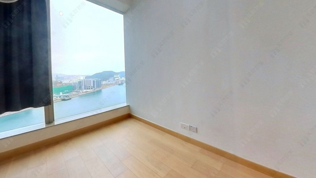 日出康城